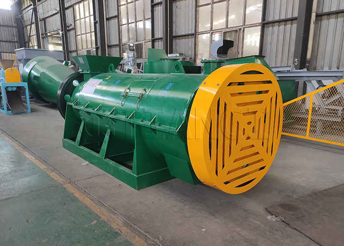 Granulateur d'engrais organique de type humide de taille comprise entre 1 et 10 mm