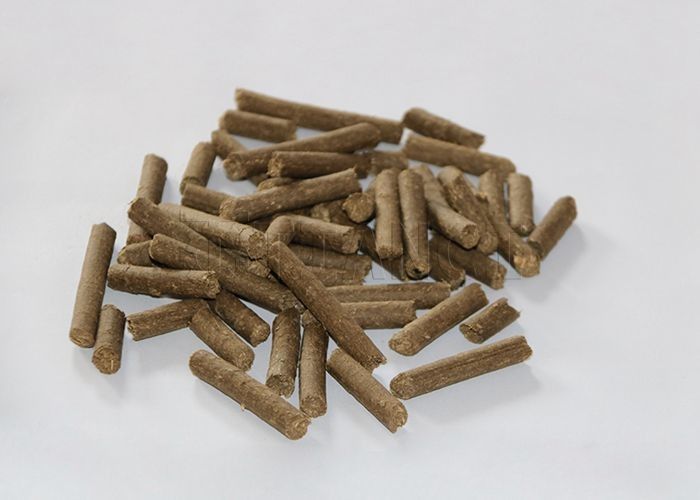 Équipement de granulation d'engrais organiques composés Paille et riz Husk Ring Die Granulator