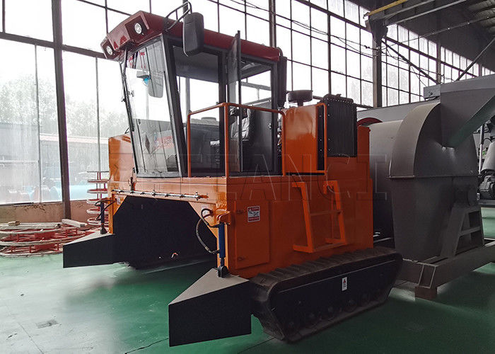 Machine à tourner le compost de type grilleur diesel 500-1800m3/h Capacité Processor de fermentation du fumier organique