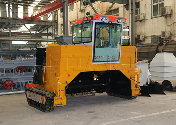 Machine à tourner le compost de type grilleur diesel 500-1800m3/h Capacité Processor de fermentation du fumier organique
