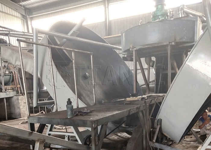 Ligne de production d'engrais organiques Disque granulateur pour engrais d'animaux