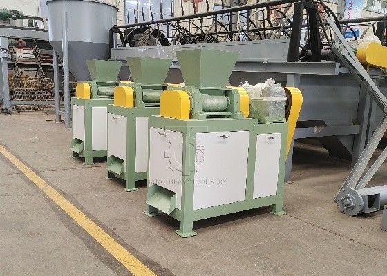2 t/h Granulateur d'engrais pour presse à rouleaux à poudre sèche chimique