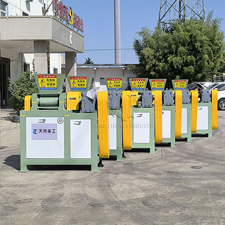 Ligne de production de granulateur de soude à double rouleau Granulateur d'engrais organiques