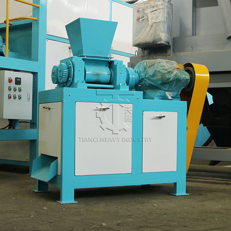 granulateur à double rouleau de presses à sulfate de potassium de type sec pour une ligne de granulation granulaire de carbonate d'engrais au sulfate de potassium