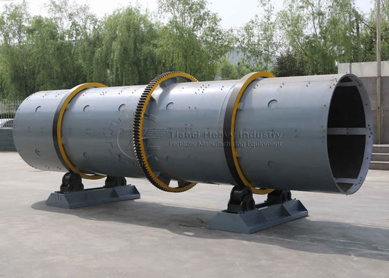 Ligne de production de granulateur à tambour rotatif pour engrais organique avec équipement intégré et capacité de production de 10 000 tonnes par an